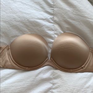 VS Very Sexy strapless nude push-up bra